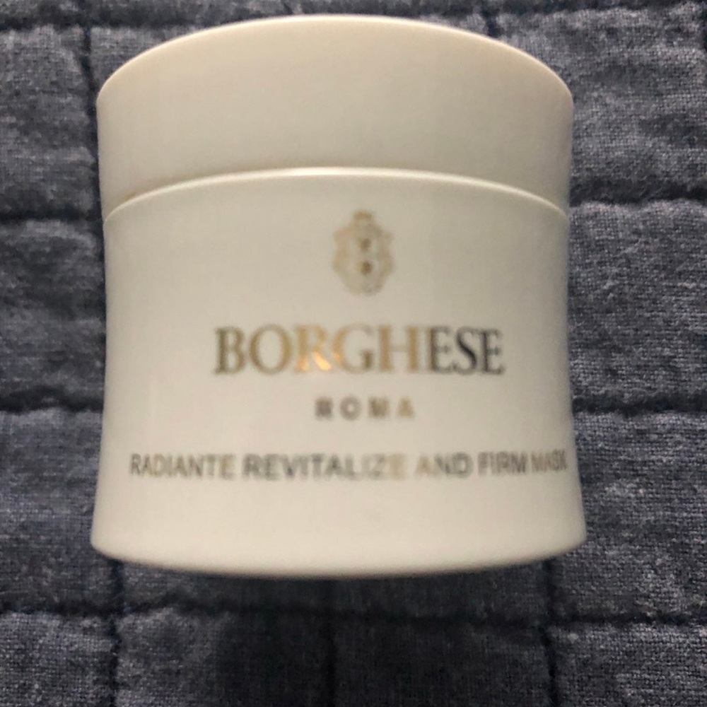 Borghese 
Roma
Radiante Revitalize and Firm Mask